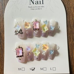 Elegant Butterfly Gem Nail Set